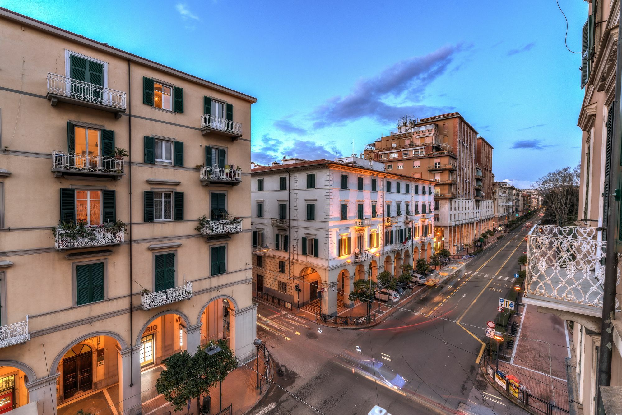 La Spezia By The First - Luxury Rooms & Suites Eksteriør billede